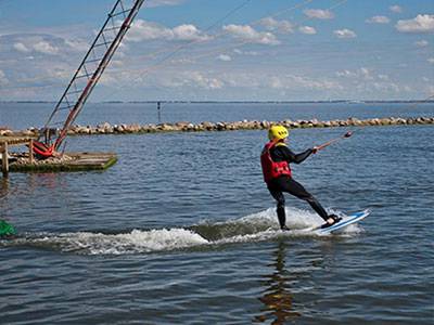 Prøv Wakeboard og Vandski